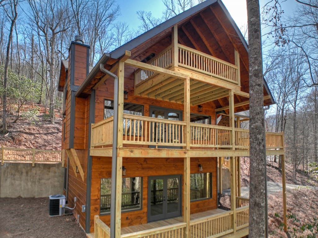 811 Mangums Trail, Blue Ridge GA 30513 - Photo