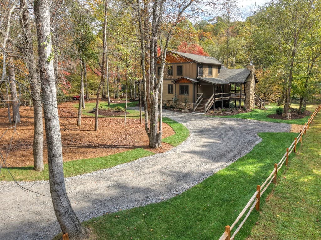 577 Blackberry Drive, Mineral Bluff GA 30559 - Photo