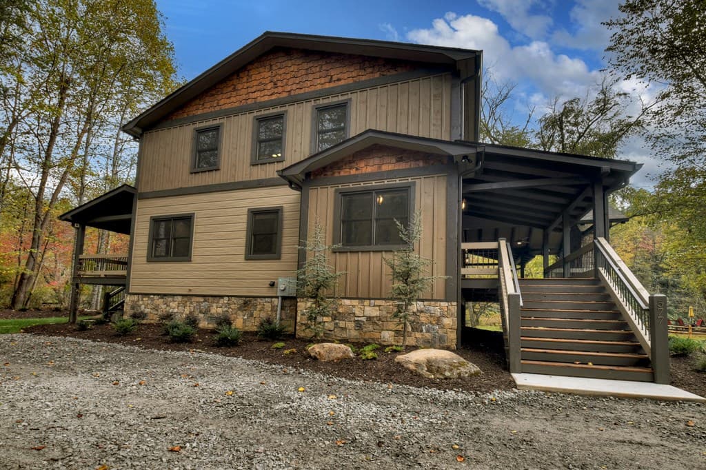 577 Blackberry Drive, Mineral Bluff GA 30559 - Photo