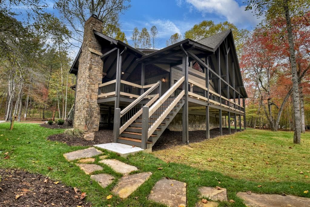577 Blackberry Drive, Mineral Bluff GA 30559 - Primary photo