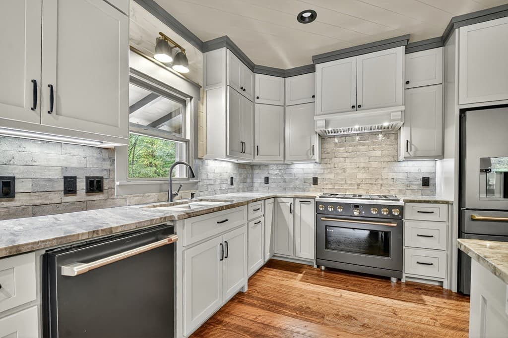 577 Blackberry Drive, Mineral Bluff GA 30559 - Photo