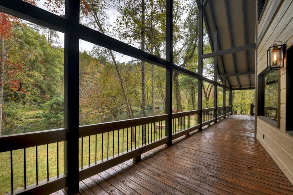 577 Blackberry Drive, Mineral Bluff GA 30559 - Photo