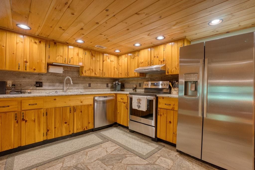 170 Dogpatch Lane, Blue Ridge GA 30513 - Photo