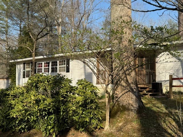 123 Leisure Woods Lane, Hiawassee GA 30546 - Photo