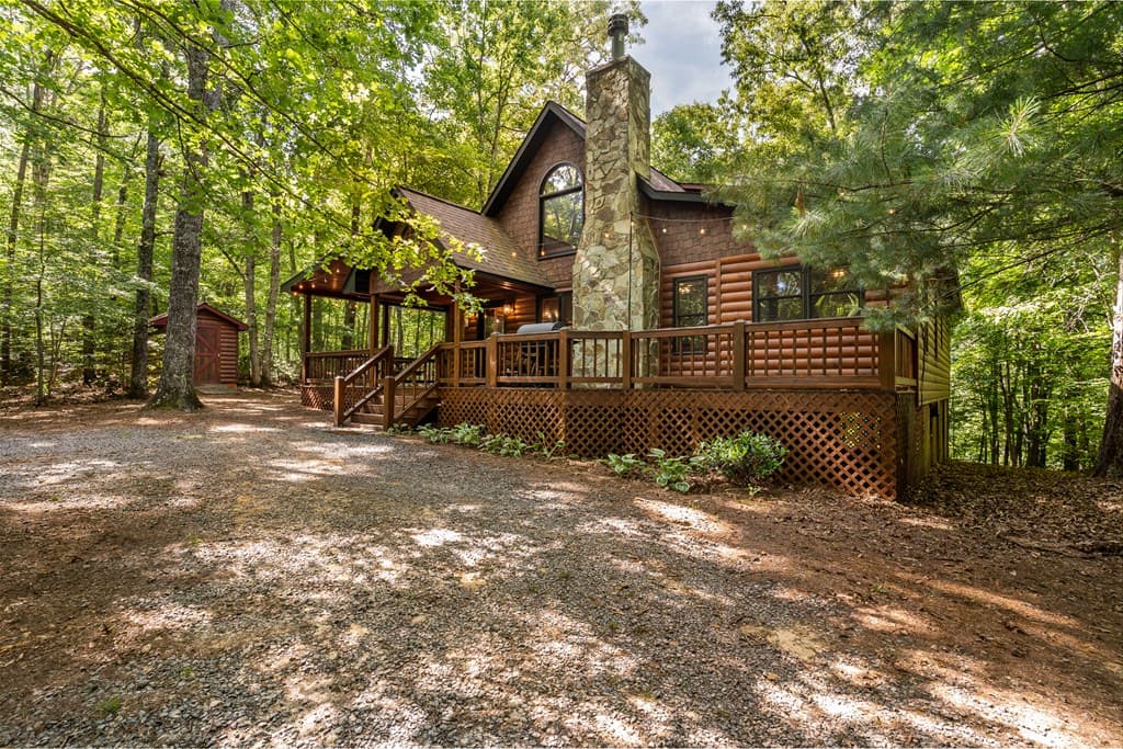162 Little Falls Drive, Mineral Bluff GA 30559 - Photo