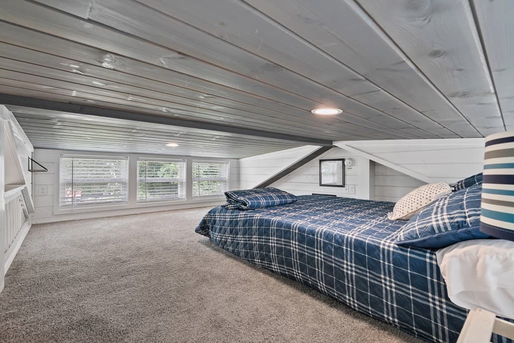 1685 Chatuge Shores, Hiawassee GA 30546 - Photo