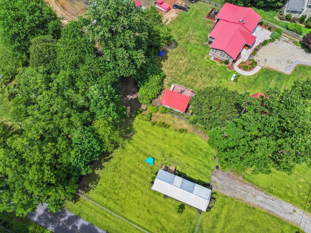 1685 Chatuge Shores, Hiawassee GA 30546 - Photo