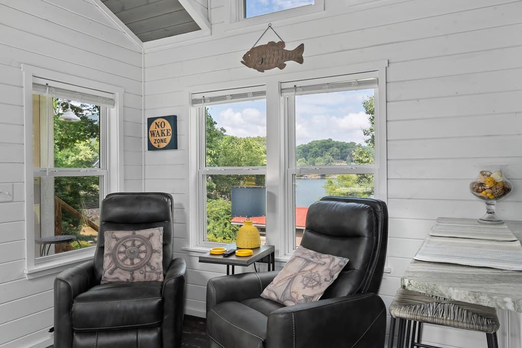 1685 Chatuge Shores, Hiawassee GA 30546 - Photo