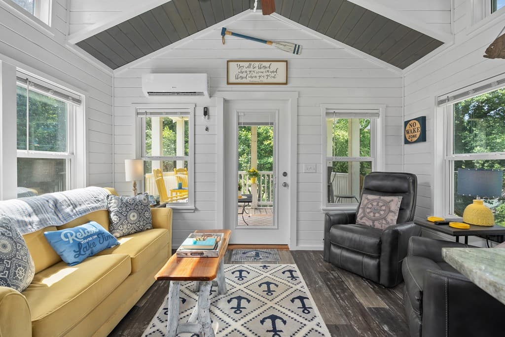1685 Chatuge Shores, Hiawassee GA 30546 - Photo