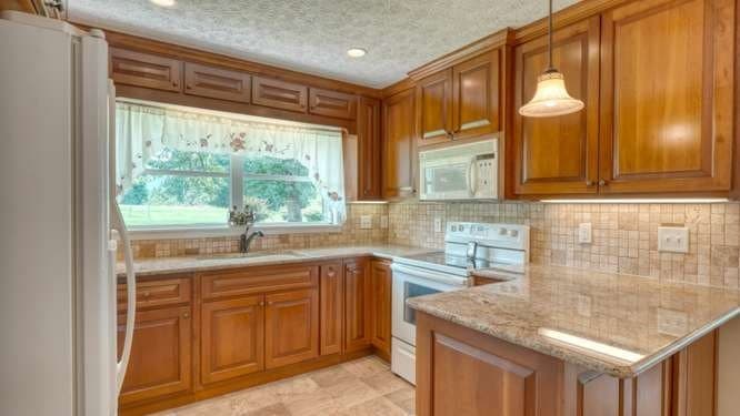 52 Farner-Plott Drive, Blairsville GA 30512 - Photo