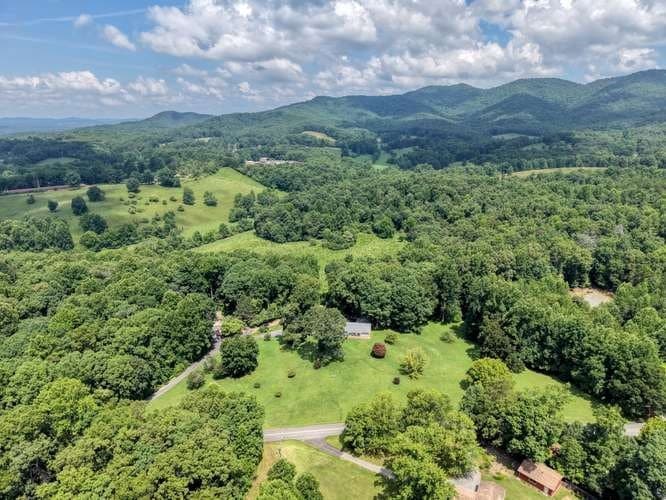 52 Farner-Plott Drive, Blairsville GA 30512 - Photo