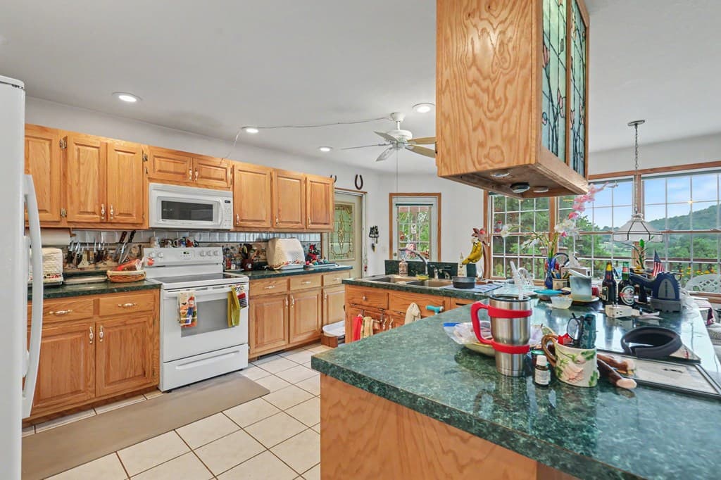 488 Dogwood Place, Hiawassee GA 30546 - Photo
