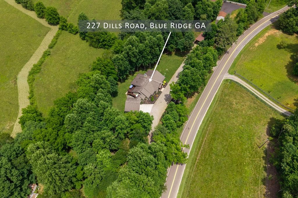 227 Dills Road, Blue Ridge GA 30513 - Photo