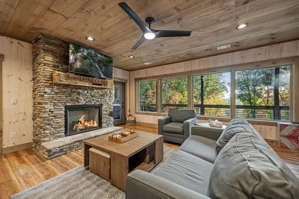 184 High Meadows Court, Morganton GA 30560 - Photo
