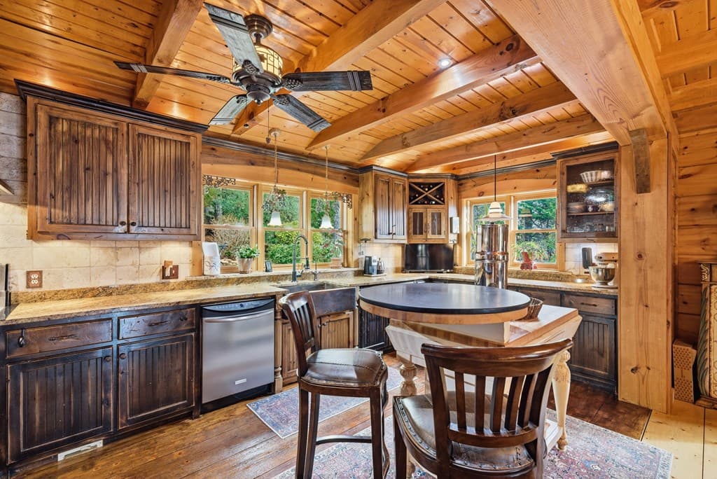 246 Adams Circle, Mineral Bluff GA 30559 - Photo
