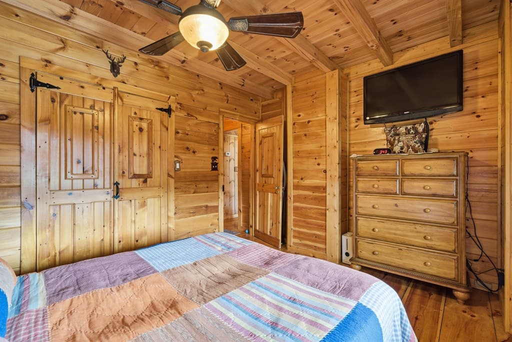 246 Adams Circle, Mineral Bluff GA 30559 - Photo
