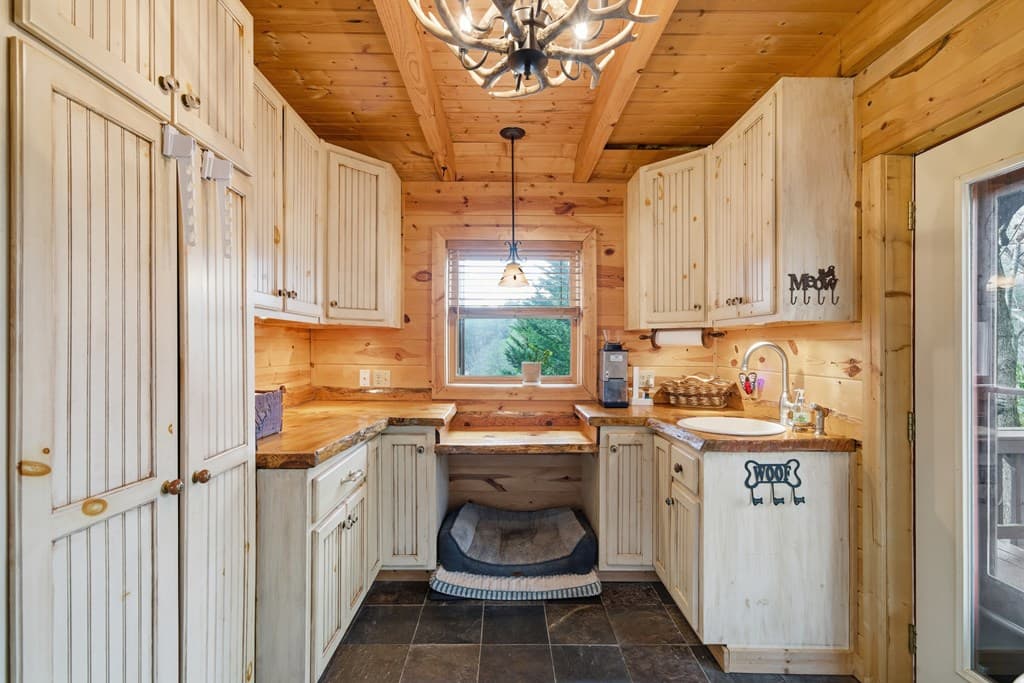 246 Adams Circle, Mineral Bluff GA 30559 - Photo
