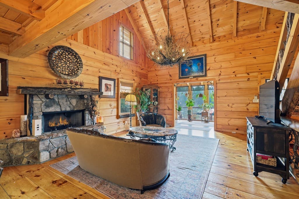246 Adams Circle, Mineral Bluff GA 30559 - Photo
