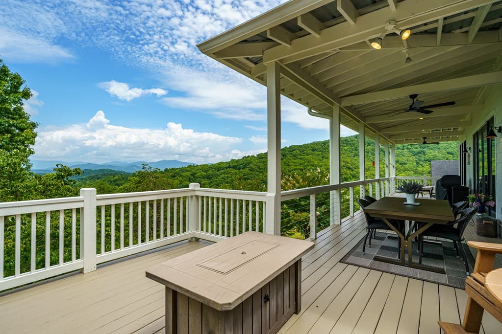 82 Jay Bird Way, Hayesville NC 28904 - Photo
