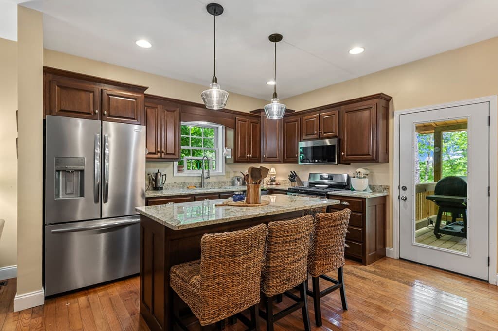 201 Minnehaha Trail, Blue Ridge GA 30513 - Photo