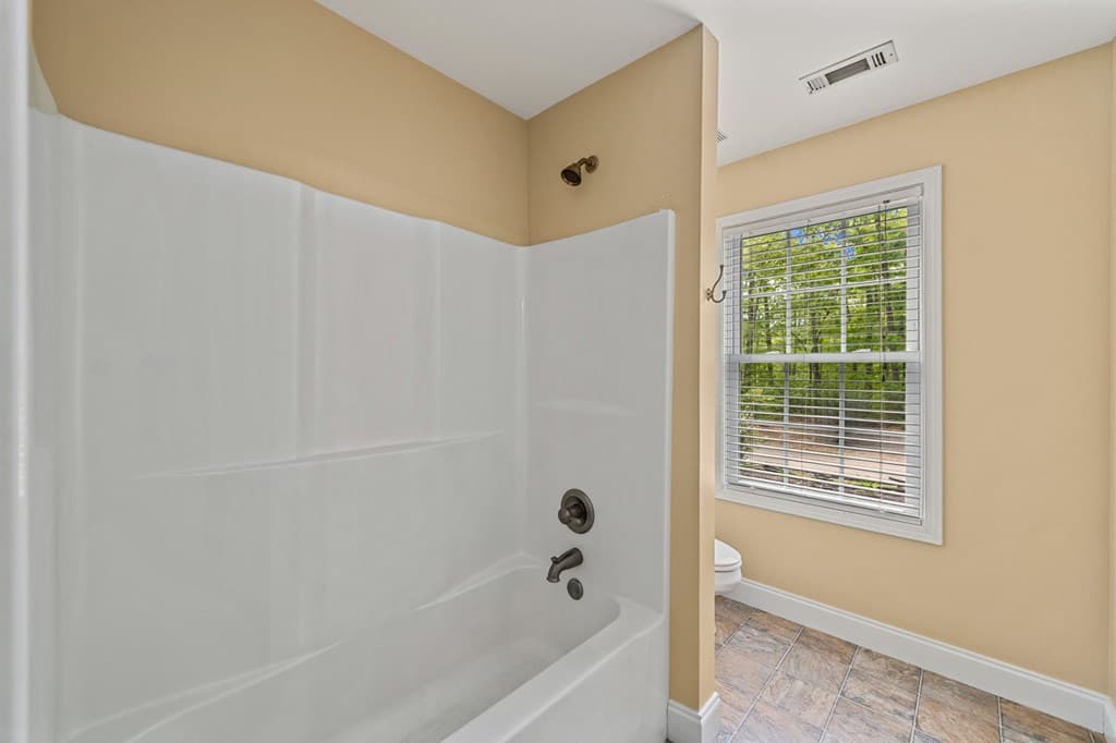 201 Minnehaha Trail, Blue Ridge GA 30513 - Photo
