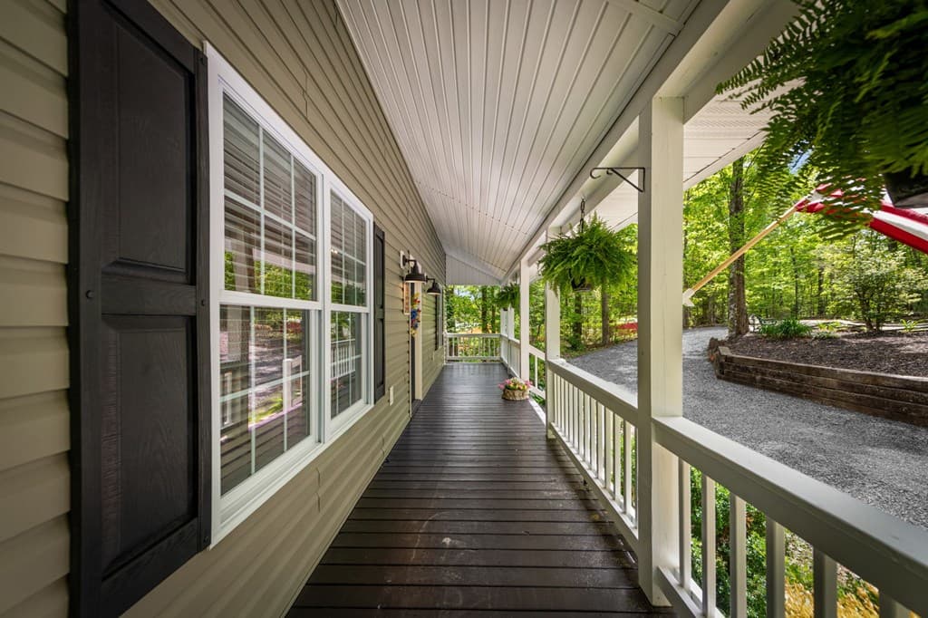 201 Minnehaha Trail, Blue Ridge GA 30513 - Photo