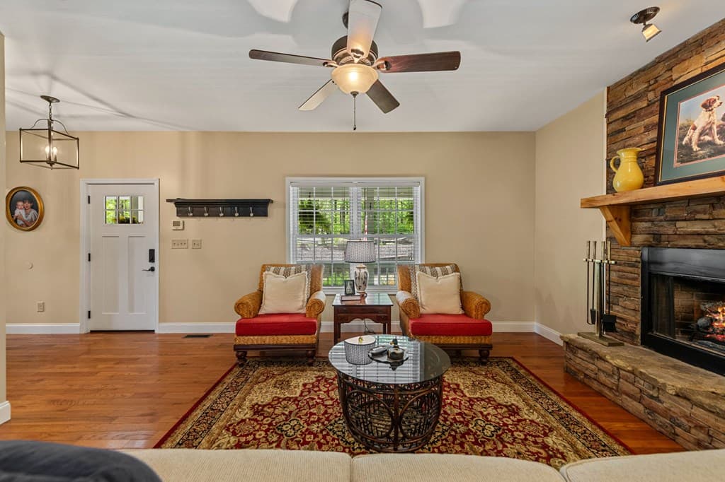 201 Minnehaha Trail, Blue Ridge GA 30513 - Photo