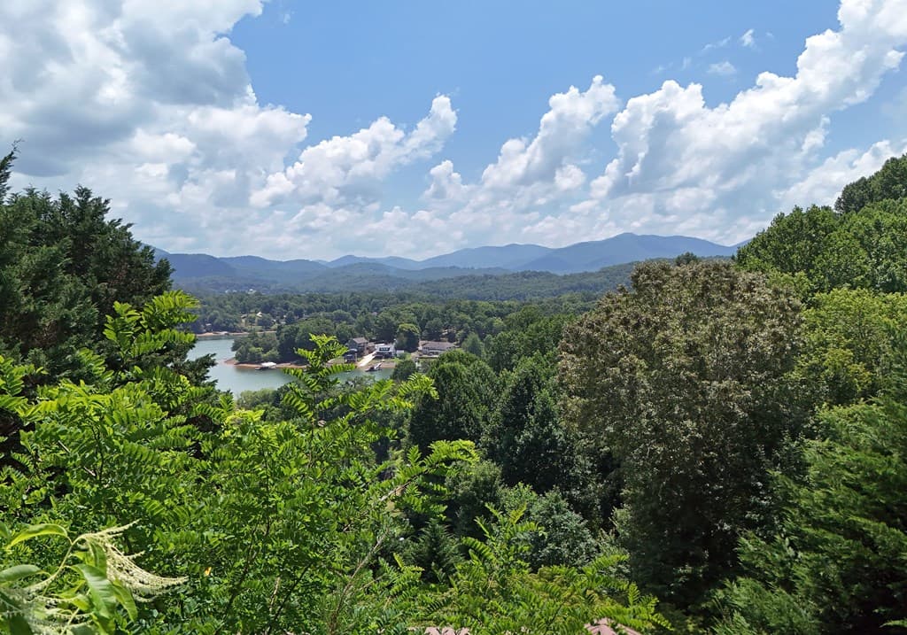 714 Mountain View Road, Hiawassee GA 30546 - Photo