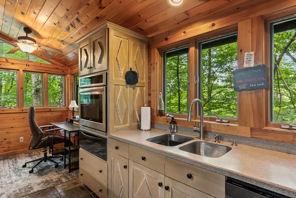 398 Mountain Tops Circle, Blue Ridge GA 30513 - Photo