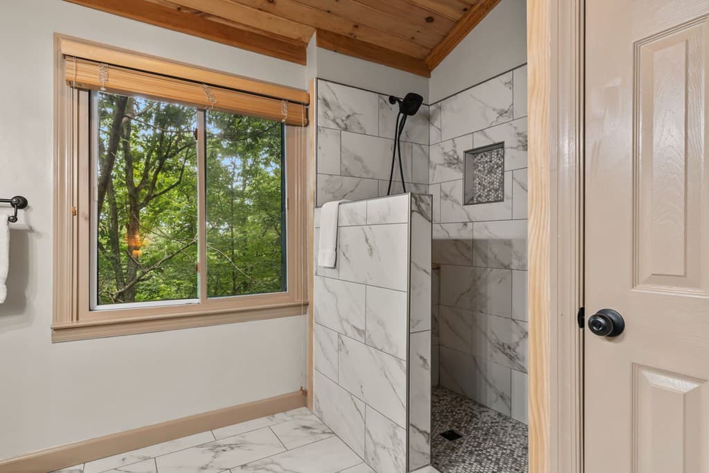 398 Mountain Tops Circle, Blue Ridge GA 30513 - Photo