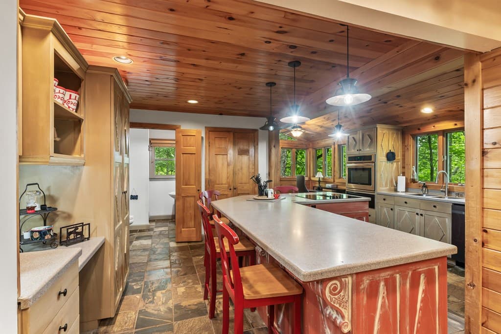 398 Mountain Tops Circle, Blue Ridge GA 30513 - Photo