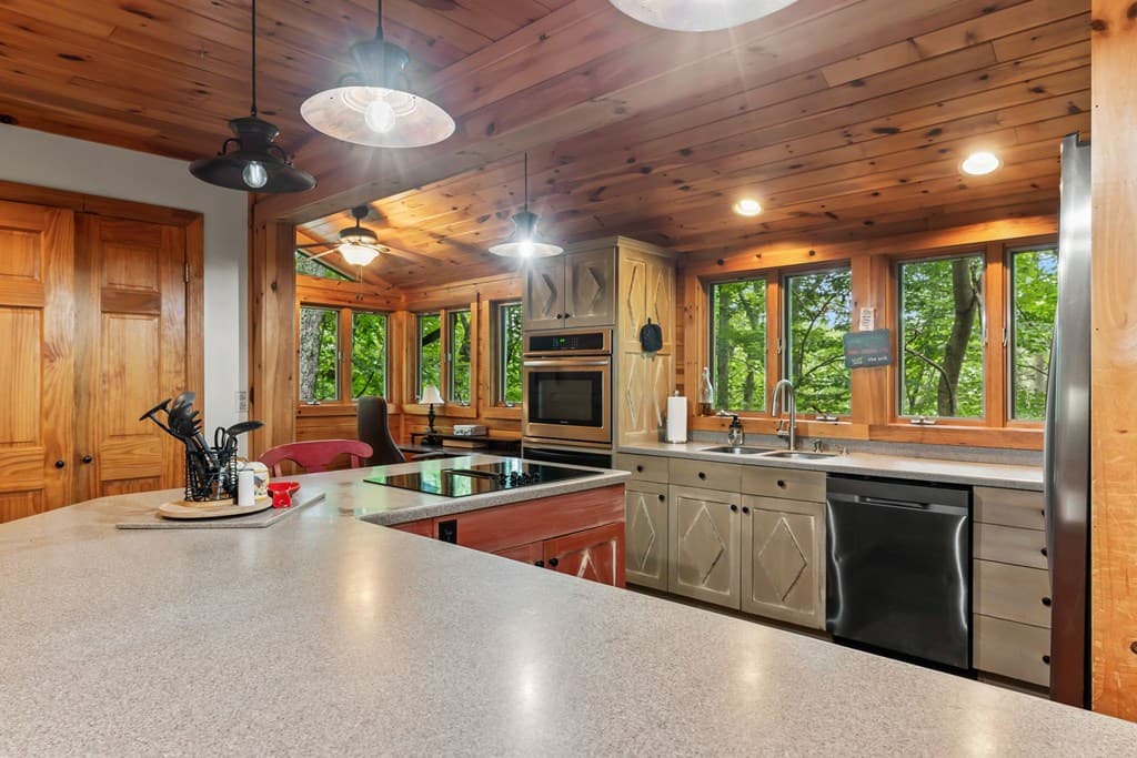 398 Mountain Tops Circle, Blue Ridge GA 30513 - Photo