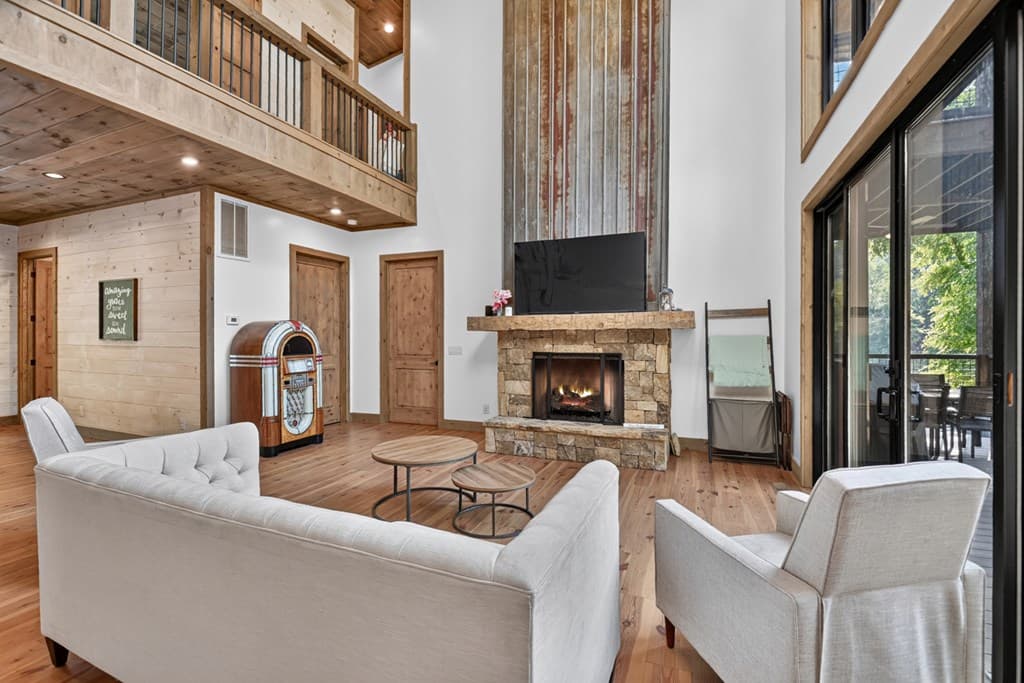 60 Hiles Hatch Road, Blue Ridge GA 30513 - Photo