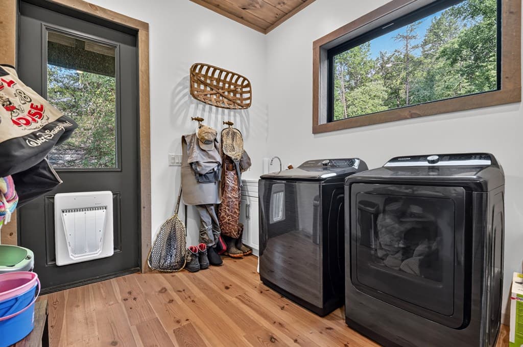 60 Hiles Hatch Road, Blue Ridge GA 30513 - Photo