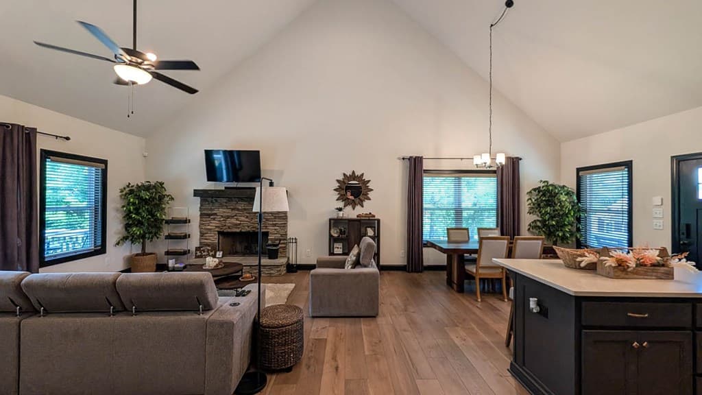 162 Barefoot Trail, Blairsville GA 30512 - Photo