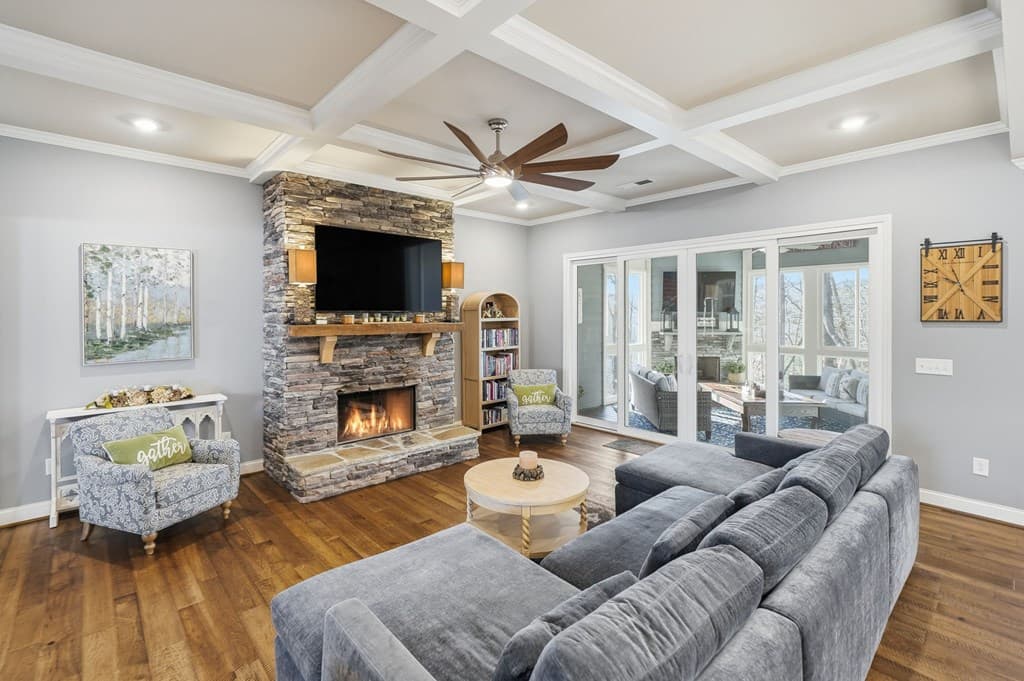 218 Highland Pointe Drive, Ellijay GA 30536 - Photo