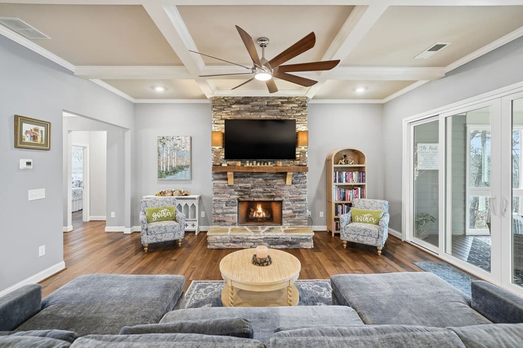 218 Highland Pointe Drive, Ellijay GA 30536 - Photo