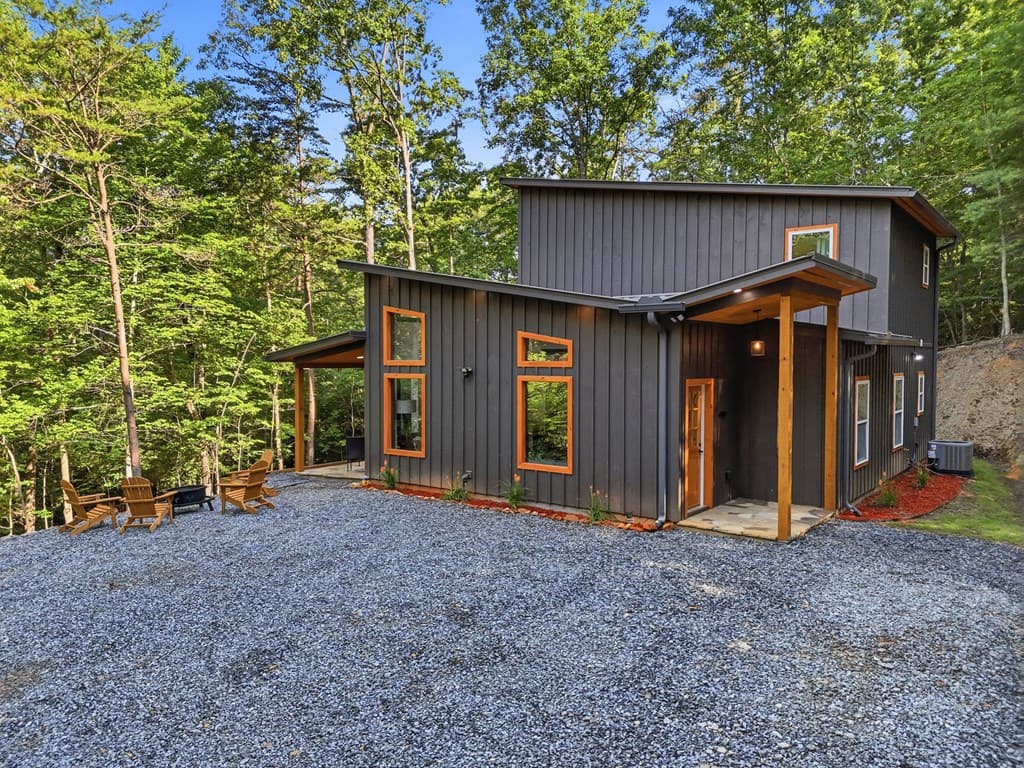 202 Jonquil Lane, Ellijay GA 30540 - Photo