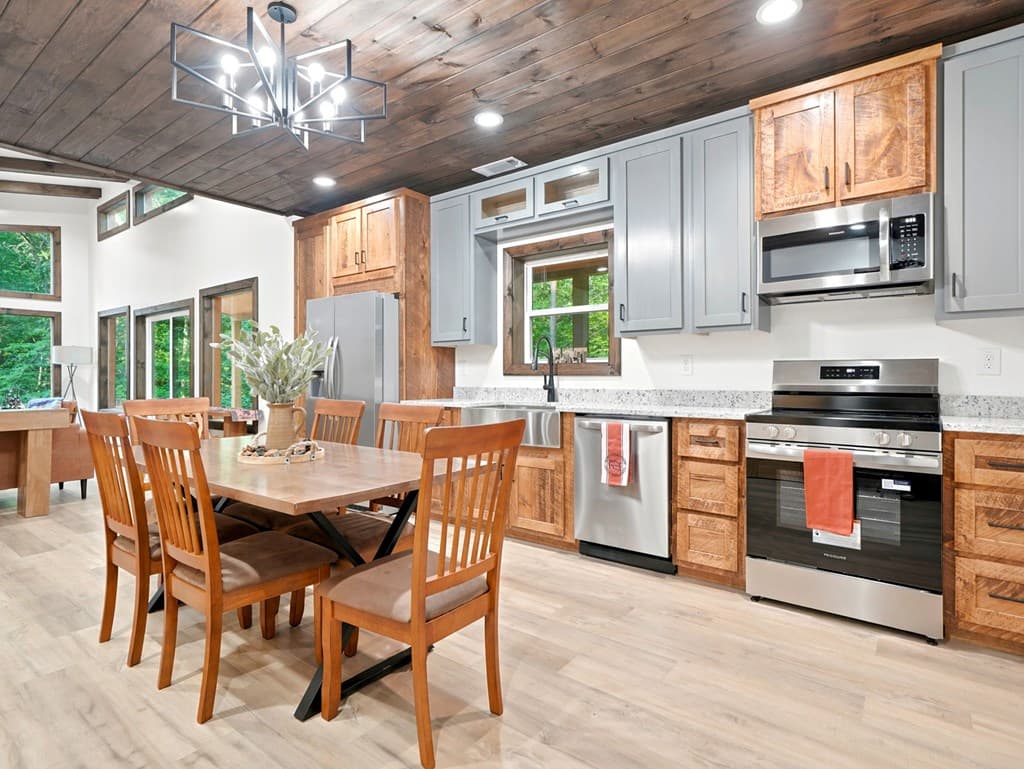 202 Jonquil Lane, Ellijay GA 30540 - Photo
