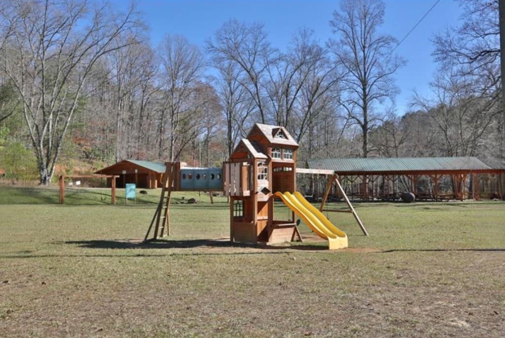 2246 Palisade Drive, Ellijay GA 30540 - Photo