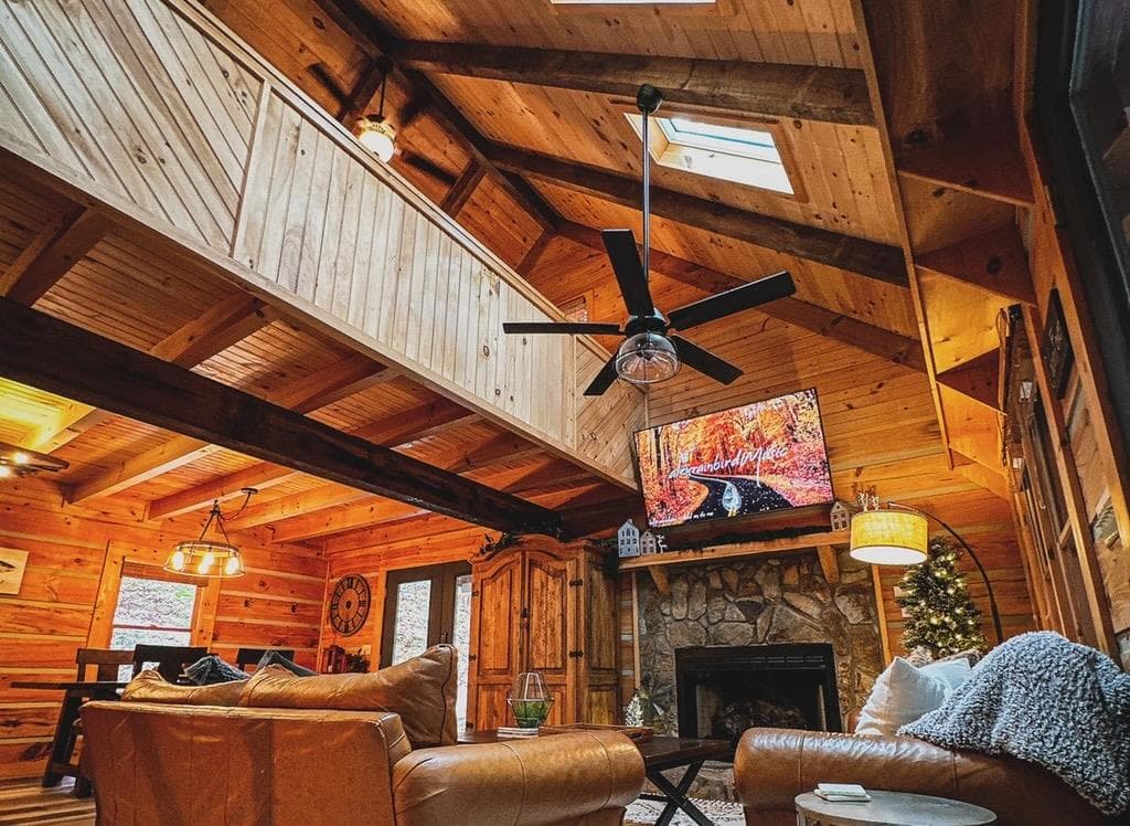 70 Stanley Creek Cross, Blue Ridge GA 30513 - Photo