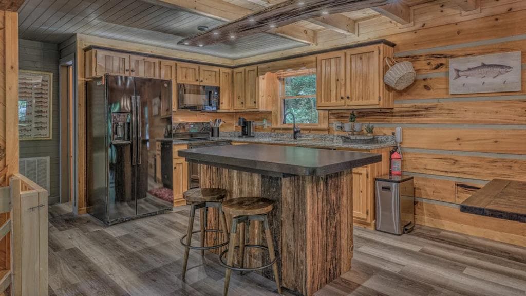 70 Stanley Creek Cross, Blue Ridge GA 30513 - Photo