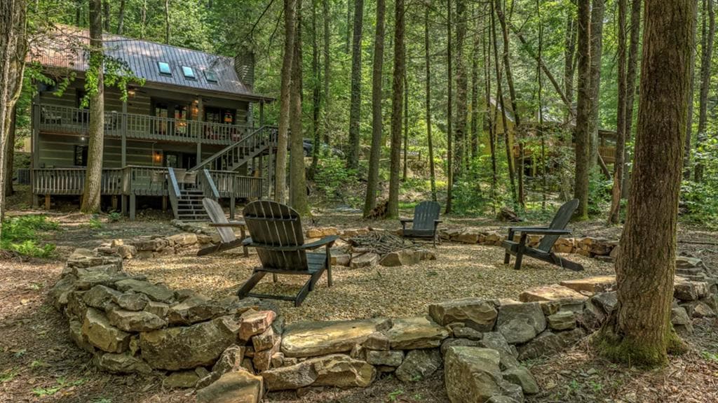 70 Stanley Creek Cross, Blue Ridge GA 30513 - Photo