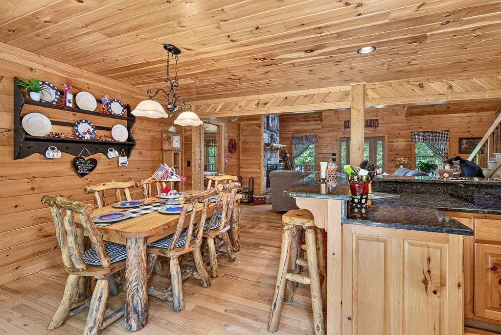 408 Mountain Creek Way, Ellijay GA 30536 - Photo