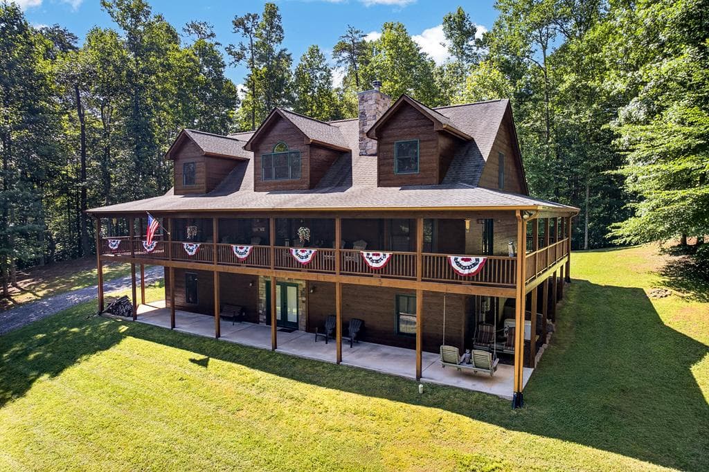 408 Mountain Creek Way, Ellijay GA 30536 - Primary photo