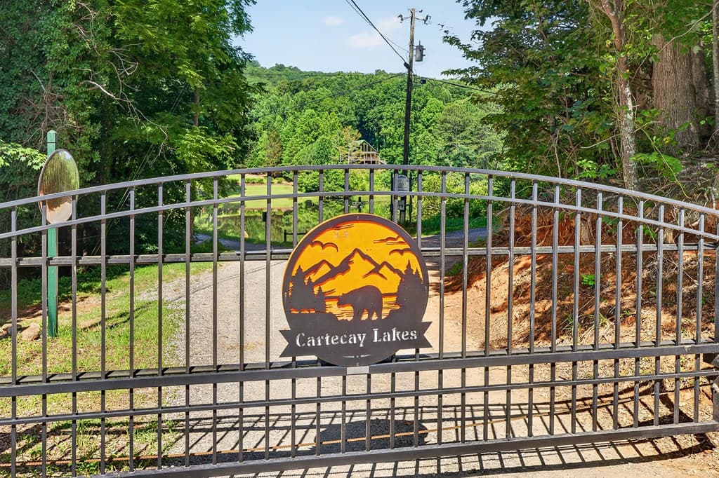 408 Mountain Creek Way, Ellijay GA 30536 - Photo