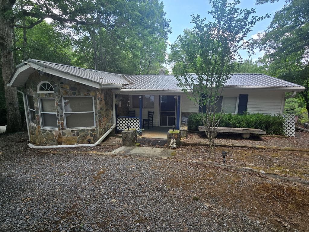 64 Green Oak Road, Warne NC 28909 - Primary photo