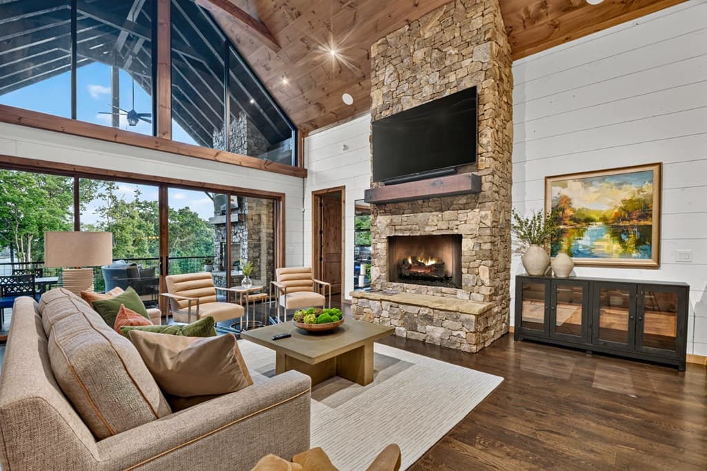 66 Rome Point, Blue Ridge GA 30513 - Photo