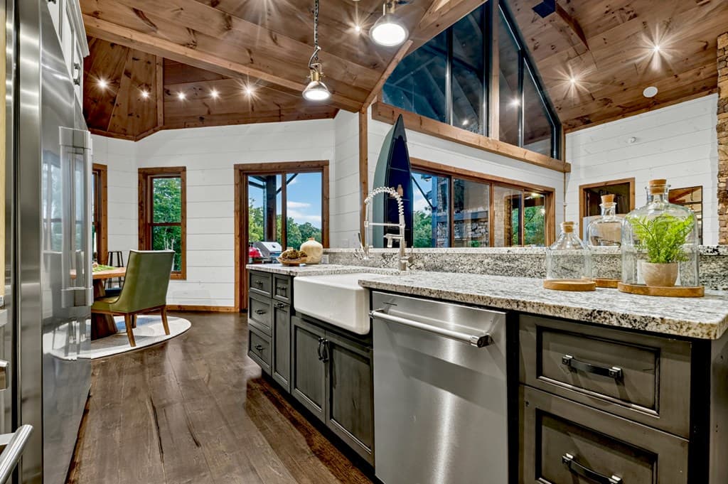 66 Rome Point, Blue Ridge GA 30513 - Photo