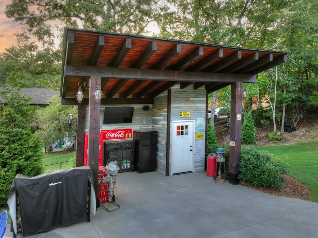 66 Rome Point, Blue Ridge GA 30513 - Photo